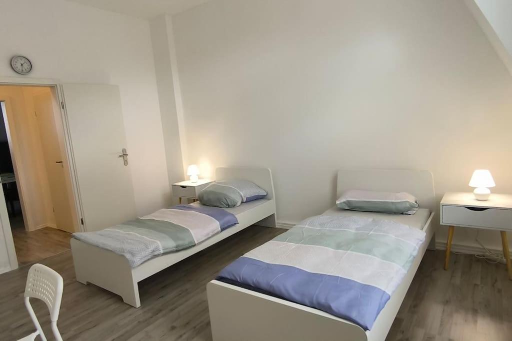 Ferienwohnung Fuer Bis Zu 6 Personen Zu Vermieten! Oberhausen  Esterno foto